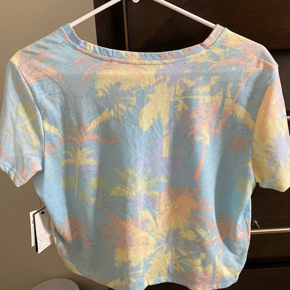 Guess Shirt - Picture 6 of 8